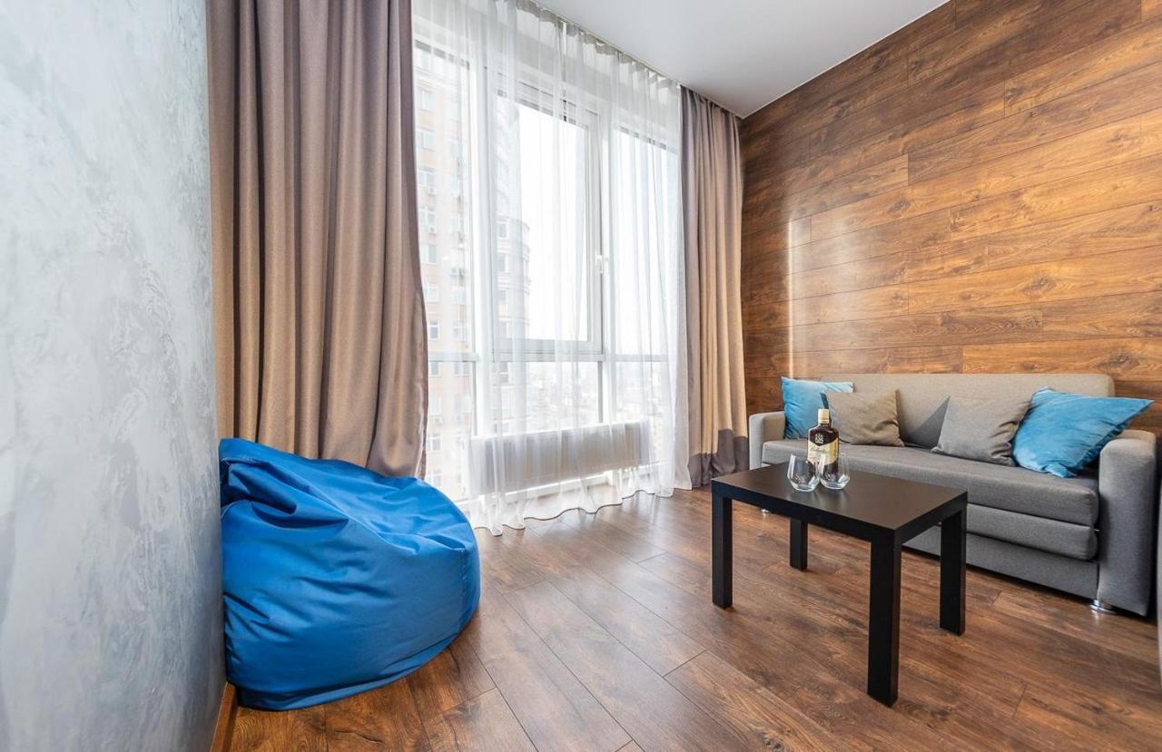 Luxury Apartments Smartplaza Obolon Metro Minskai Kiev Bagian luar foto