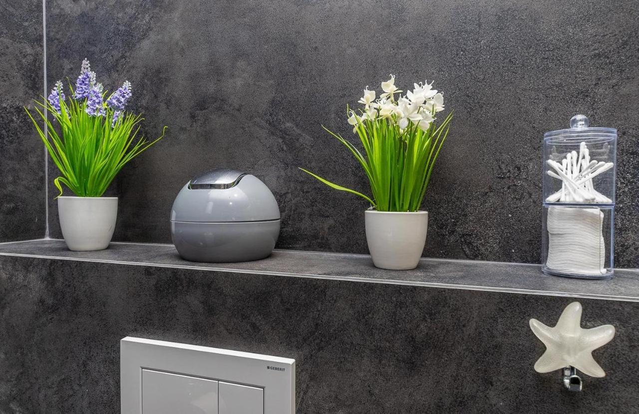 Luxury Apartments Smartplaza Obolon Metro Minskai Kiev Bagian luar foto