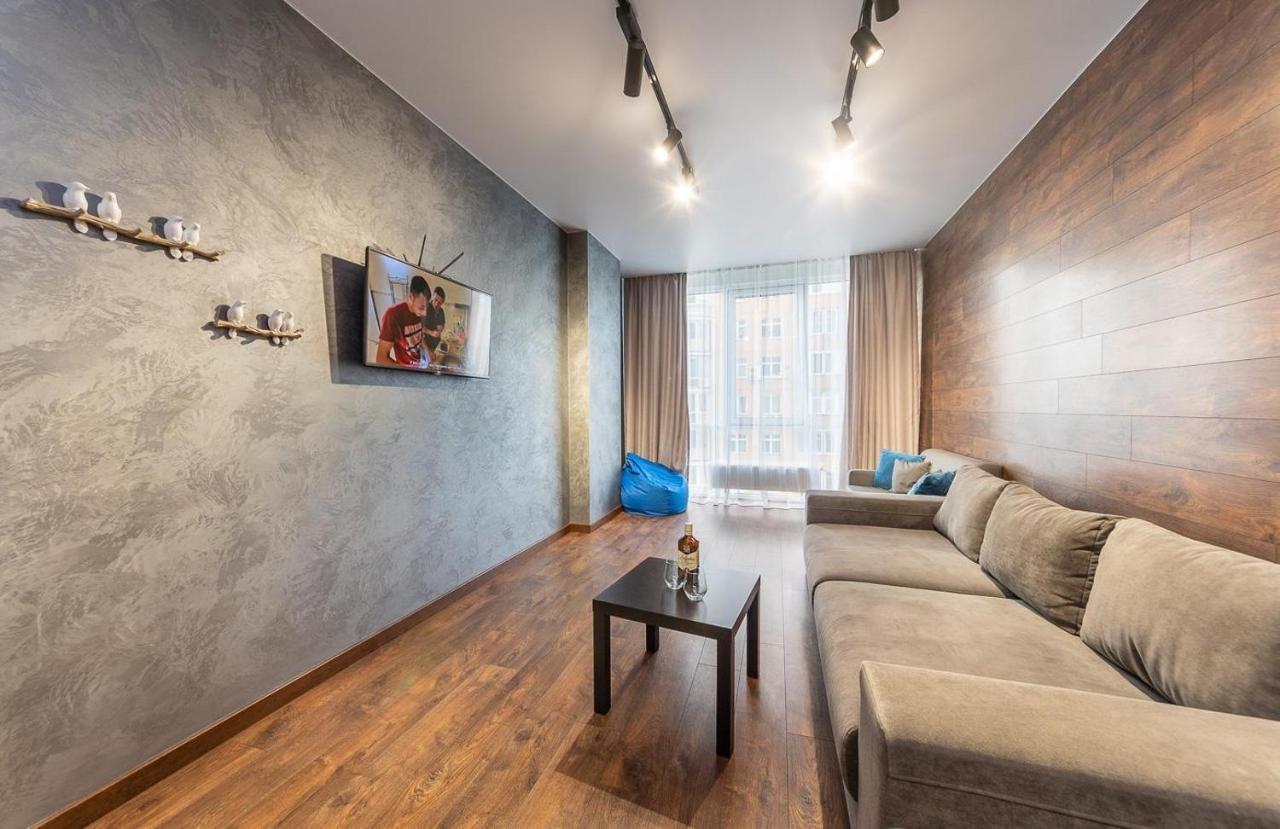 Luxury Apartments Smartplaza Obolon Metro Minskai Kiev Bagian luar foto