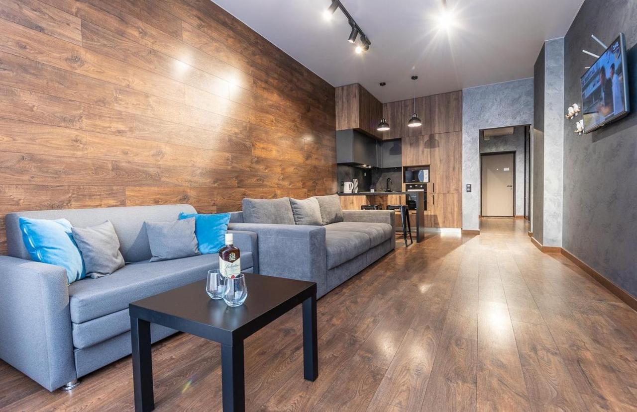 Luxury Apartments Smartplaza Obolon Metro Minskai Kiev Bagian luar foto